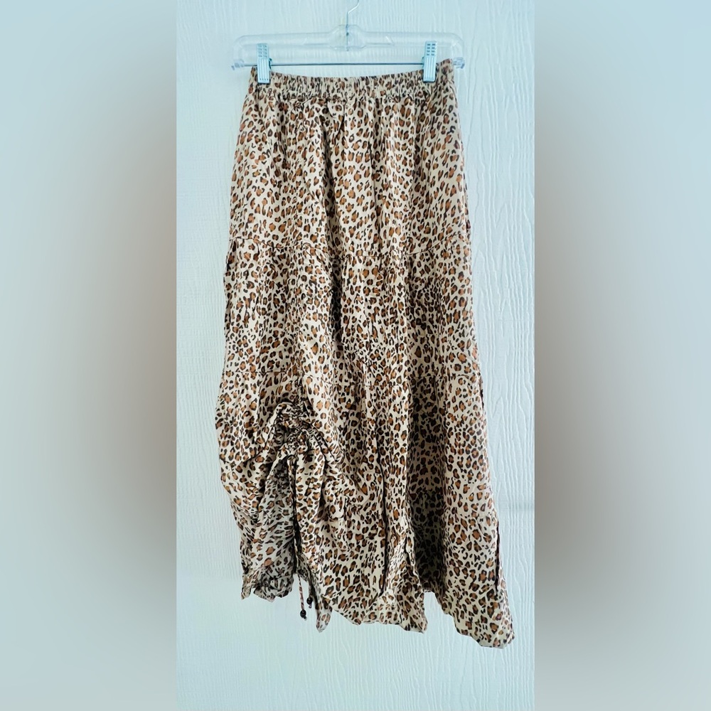 Leopard print maxi skirt.